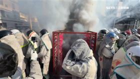 鹽水蜂炮正式啟炮！超過2百座炮城接連兩天開炸