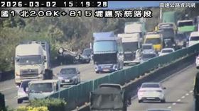 國道1號,國道,彰化,員林,車禍,追撞,聯結車,翻車（圖／翻攝畫面）