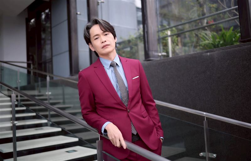 44歲黃鐙輝出道近20年,去年演藝事業大爆發。(圖/記者鄭孟晃攝影)