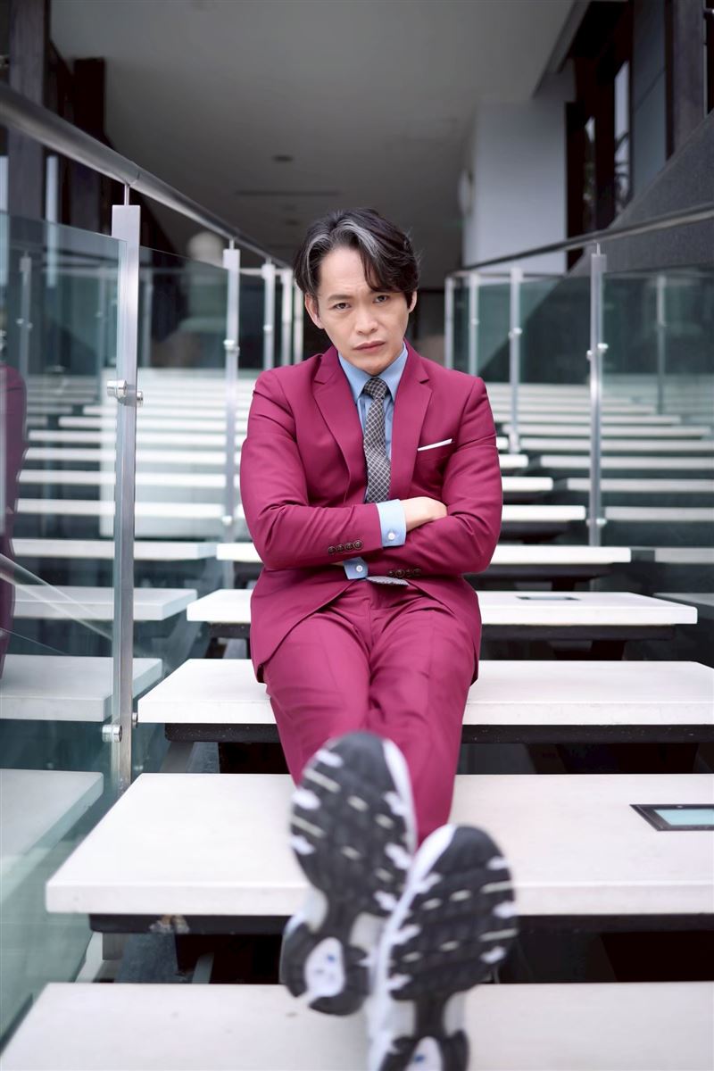 黃鐙輝坦言至今仍難忘音樂夢。(圖/記者鄭孟晃攝影)