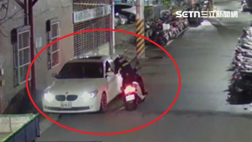 BMW男拒檢衝撞挨轟12槍…撞傷2警狼狽落網