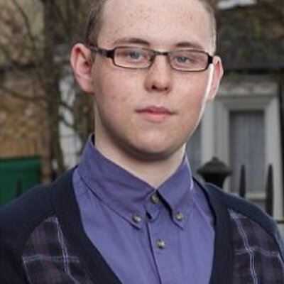 約書亞·帕斯科曾於2010至2012年間在劇中飾演班·米切爾(Ben Mitchell)受歡迎。(圖/翻攝自X)