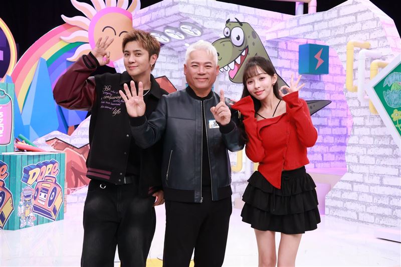 羅志祥(左起)、巫啟賢、林襄同台。(圖/中天提供)