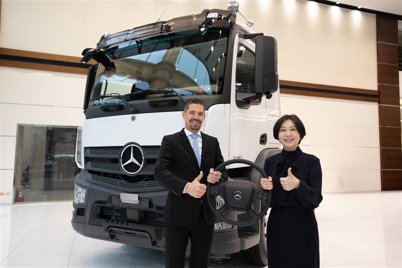 順益集團自3月起全面接手Mercedes-Benz Trucks銷售與服務業務。(圖/順益提供)
