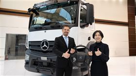順益集團取得Mercedes-Benz Trucks台灣總代理權。（圖／順益提供）