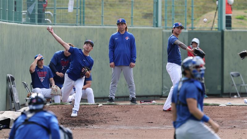 陳柏毓牛棚練投 定位可能先發或投第2任