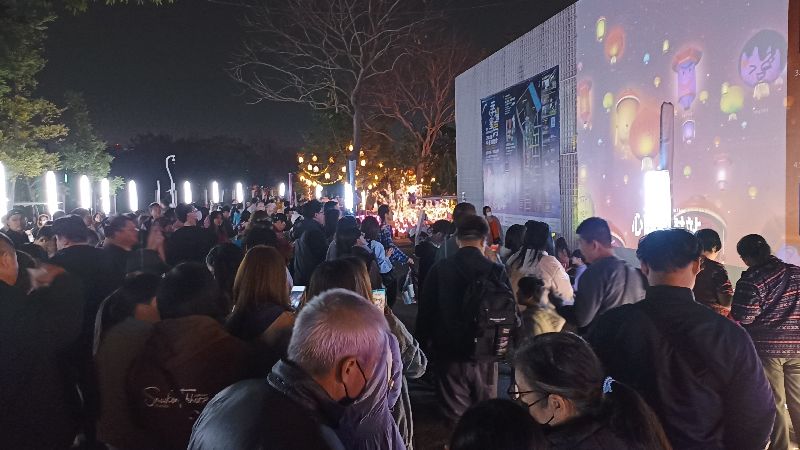 燈會打「台灣獨立」送不出 中市府說話了