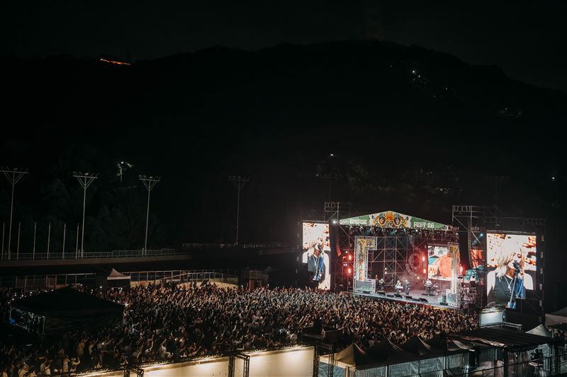 與韓國釜山、京畿道、泰國大山三大音樂節交流合作演出，2026浮現祭兩日創六萬人次參與熱鬧落幕！（圖／浮現祭 Emerge Fest提供）