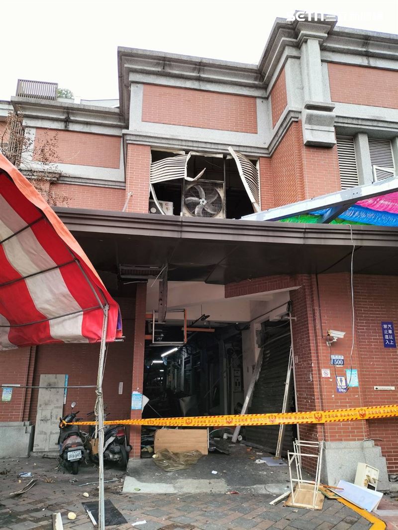 台中東區建國市場驚傳瓦斯氣爆，幸未釀重大傷亡。（圖／翻攝畫面）