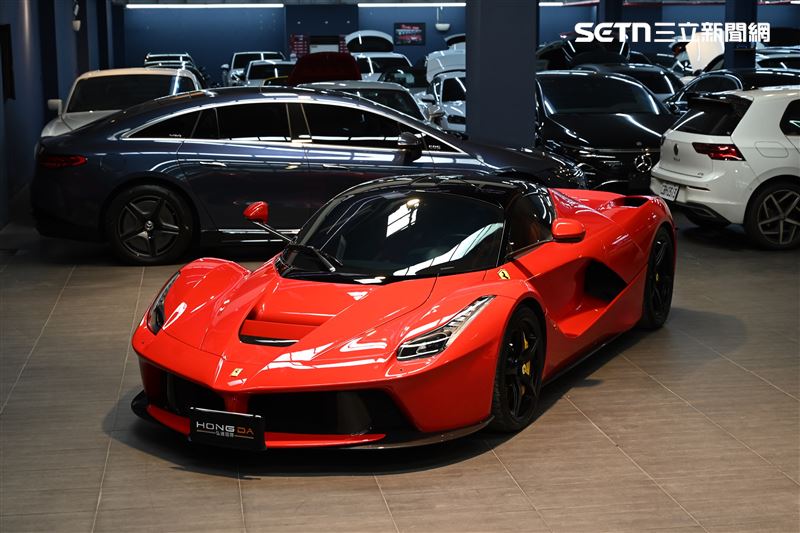 Ferrari LaFerrari全球僅499輛，稀有性與話題性兼具。（圖／記者鍾釗榛攝影）