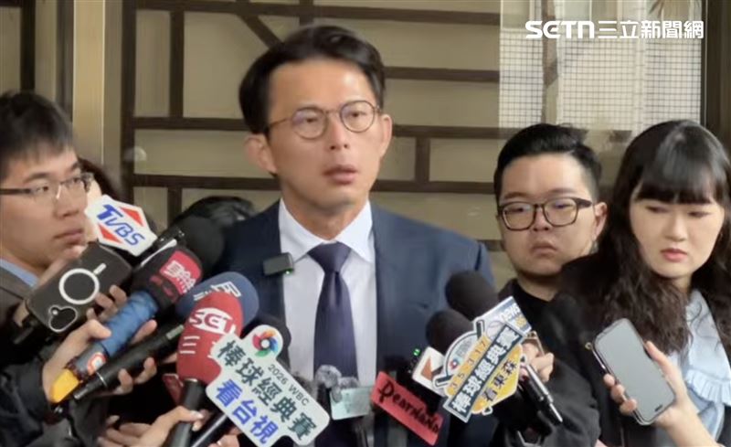 雲豹前董座告妨害名譽！黃國昌批司法追殺