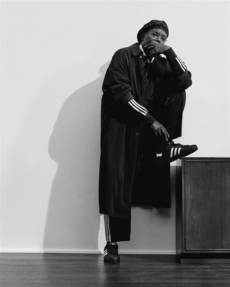 adidas Originals邀傳奇演員Samuel L. Jackson詮釋全新SUPERSTAR 2026形象。（圖／品牌業者提供）