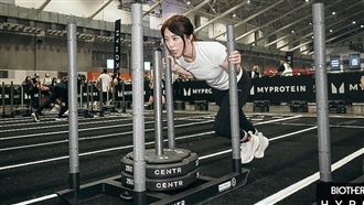 金曲女星被操到腿軟　運動一半喘不過氣