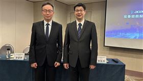 圖左為宏碁遊戲董事長高樹國，右為總經理徐挺洋。（圖／記者余國棟攝影）