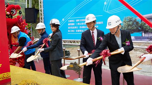 康軒文教跨足長照！新竹首長租樂齡宅動土