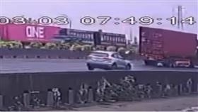 車禍,愛家業務員,車禍瞬間,國道一號,路竹