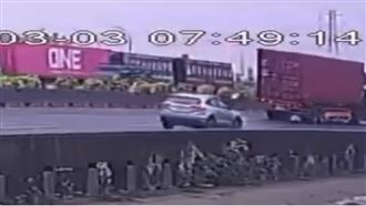 影片曝光！物流車「奪命8秒」害慘死