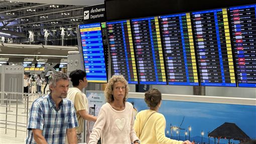 中東戰事旅客受困　各國派專機展開撤離