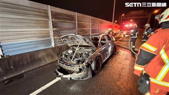 恐怖火燒車！駕駛破窗逃生、雙手割傷送醫