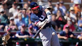 美國掃19安2人開轟　熱身賽14分痛宰巨人