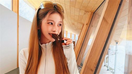 北一女神喊放下不健康關係　遭目擊吻人夫