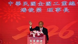 工商界發聲！潘俊榮重話批藍營卡預算