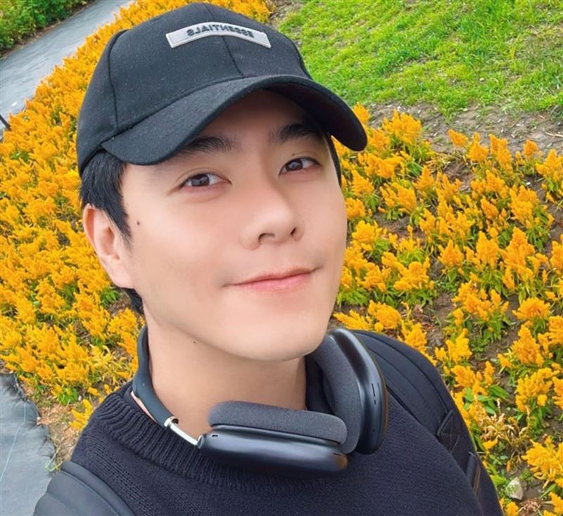 金鐘視帝李程彬曾公開分享早期的感情經驗(圖/翻攝自李程彬 IG)