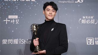 卑微為她修電腦暖接送　視帝勸：別這麼傻