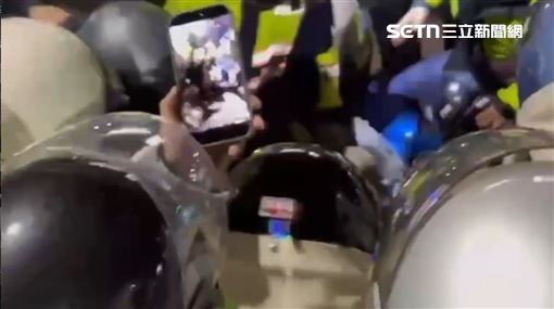 蜂炮盃開打畫面曝光！3人炸開運先進警局