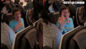 該名外籍旅客搭乘華航倫敦飛往台灣班機上出現多起滋擾事件，引起其他旅客不滿。（圖／網友tin.__提供） 