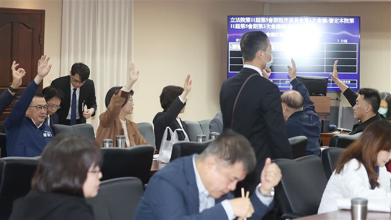 民進黨喊話藍白:「台灣之盾」不能亂刪!