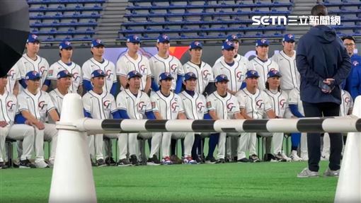 台灣隊東京巨蛋大合照！周杰倫竟神助攻