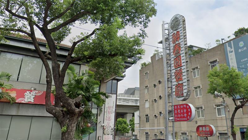 擁有約117年歷史的台中老餐廳「醉春園」，因租金加價而收攤。（圖／翻攝自Google街景）