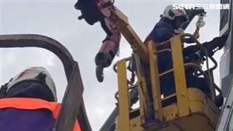 台灣燈會「迎賓拱門」夾斷手　他空中哀號