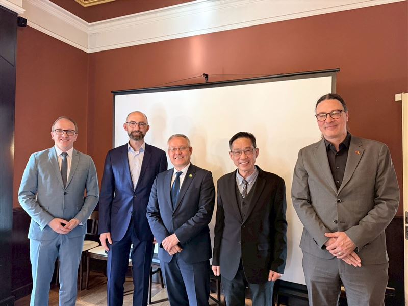 德國看重台中半導體與機械實力德勒斯登表達深化合作意願，台德產業鏈對話再升溫。（圖／臺中市政府經發局提供）