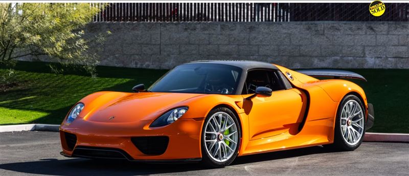 Pure Orange塗裝的918 Spyder，以6,050,000美元成交，換算約1.73億元台幣。（圖／翻攝Mecum Auctions網站）