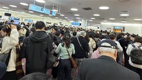 台灣人塞爆羽田機場。（圖／取自dr.agree88 Threads）