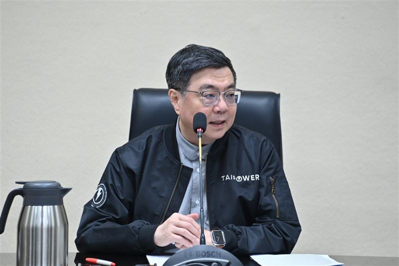 因應中東局勢,行政院長卓榮泰今(4)日再次邀集外交部、交通部、財政部、金管會及經濟部。(圖/行政院提供)