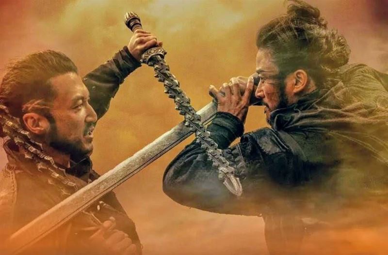 由吳京監製電影《鏢人》,因龐大的製作成本血虧。(圖/翻攝自微博)