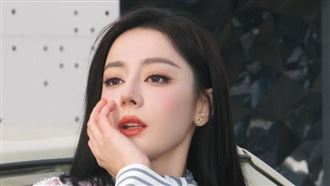 找到了！迪麗熱巴發文曝光人在馬來西亞！