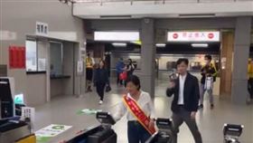 游淑貞在花蓮火車站造勢。（圖／翻攝自陳培瑜臉書）
