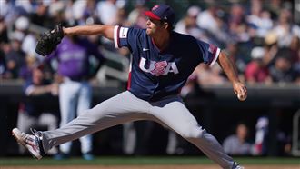 柯蕭美國隊最終戰　熱身賽獲球迷起立致敬