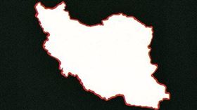 隨著庫德族武裝份子發起進攻的消息傳出，Ｘ平台也有伊朗網友貼文力挺政府。此海報就寫道：「伊朗的領土完整不容談判。」（圖／翻攝自X平台 @TheIranWatcher）