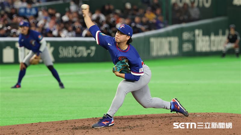 WBC台澳戰進行中，台灣隊第3任投手孫易磊。（圖／特派記者劉彥池攝影）