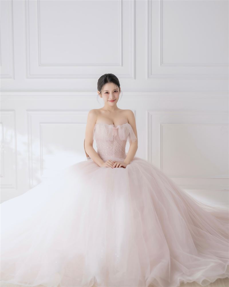 蔡瑞雪否認跟「那個凱文」不倫戀。(圖/翻攝自蔡瑞雪 臉書)