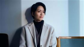 梁詠琪《我們成為的她》。（圖／得意智文創提供）