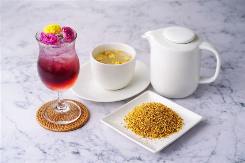 3月8日起至福容桃園機捷A8店ABar享用英式下午茶、加贈「優雅女神飲」。（圖／飯店旅宿業者提供）