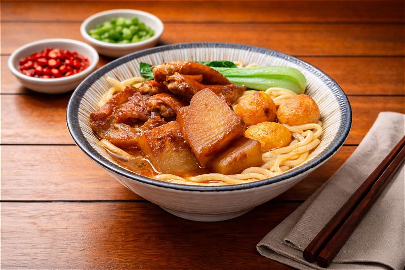 香港東涌福朋喜來登酒店：最具庶民代表的街頭車仔麵。（圖／飯店旅宿業者提供）