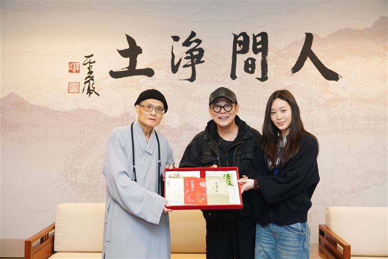 李連杰帶女兒朝聖法鼓山！放下武學談「心」修行。果暉法師：李連杰「把武館變悟館」。（圖／法鼓山提供）