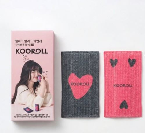 具惠善設計的髮捲名為「KOOROLL」，主打可展開的扁平設計。（圖／翻攝自具惠善IG）